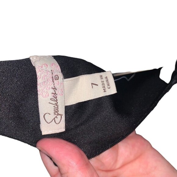 Speechless Women's One Shoulder Dress Size Jr 7 NWT Satin Black Floral Applique - Picture 9 of 9